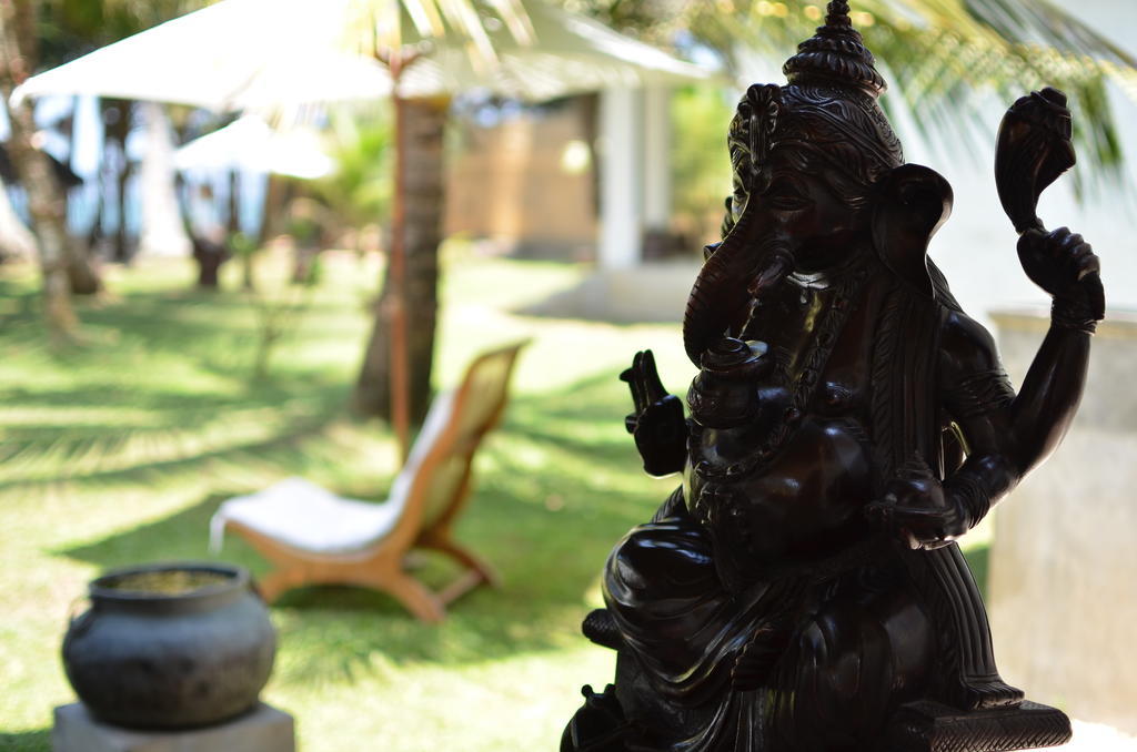 Cocovilla Boutique Resort Bentota Bagian luar foto