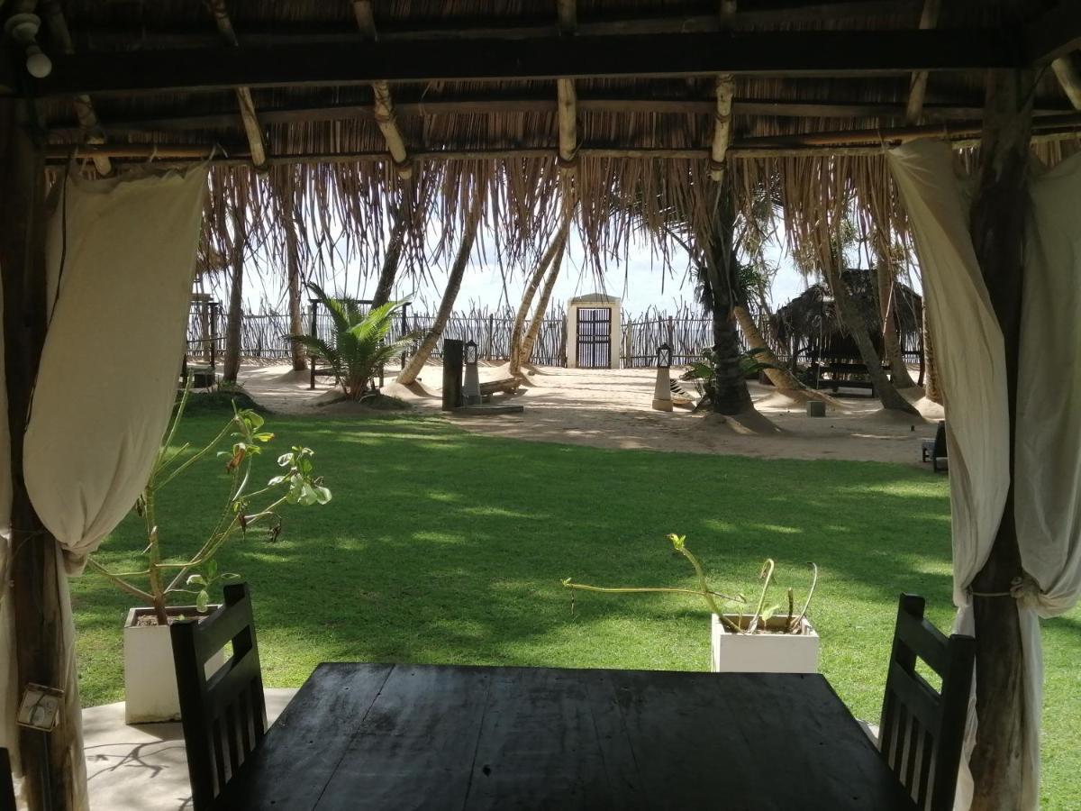 Cocovilla Boutique Resort Bentota Bagian luar foto