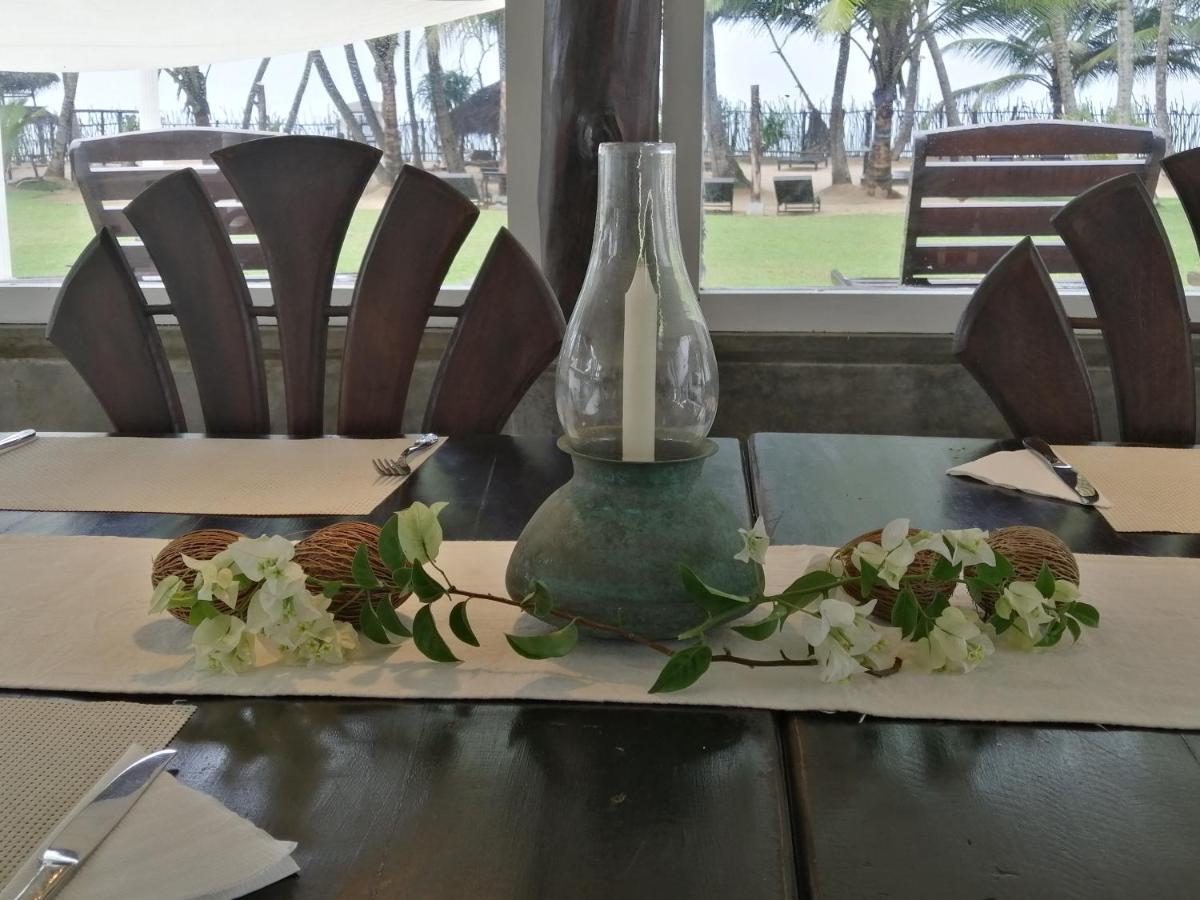 Cocovilla Boutique Resort Bentota Bagian luar foto